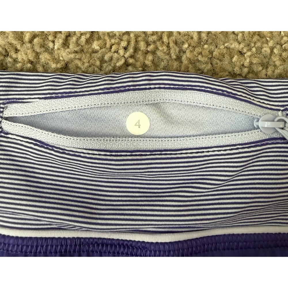 Lululemon Run Speed Shorts 4 Way Stretch Bruised Berry Womens Coolmax Size 4 - Picture 4 of 6